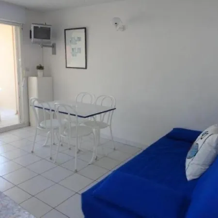 - 6 Pers, 32 M2, 2/1 4 דירה Sète