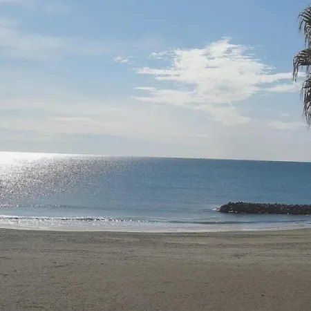 - 6 Pers, 32 M2, 2/1 4 * Sète